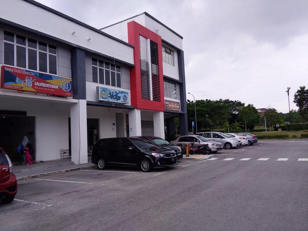 Homestay D 11 Putrajaya Netflix Wifi ภายนอก รูปภาพ